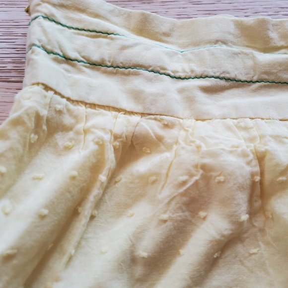 💥2/$30💥 Yellow lined skirt with tie at waist - Picture 3 of 4